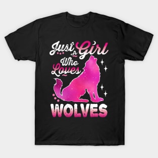 just a girl who loves wolves T-Shirt